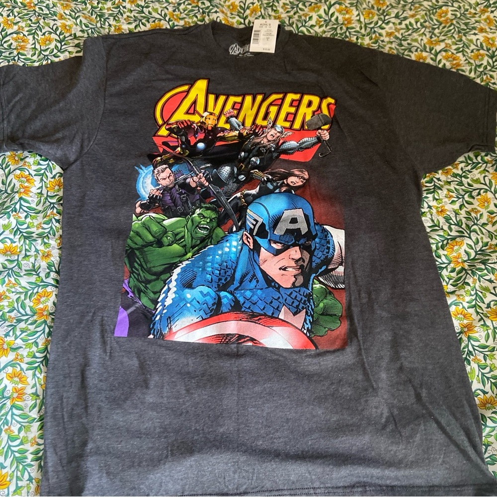 The Avengers  Adult New T-Shirt - Captain America, Charcoal Heather- XL NWT